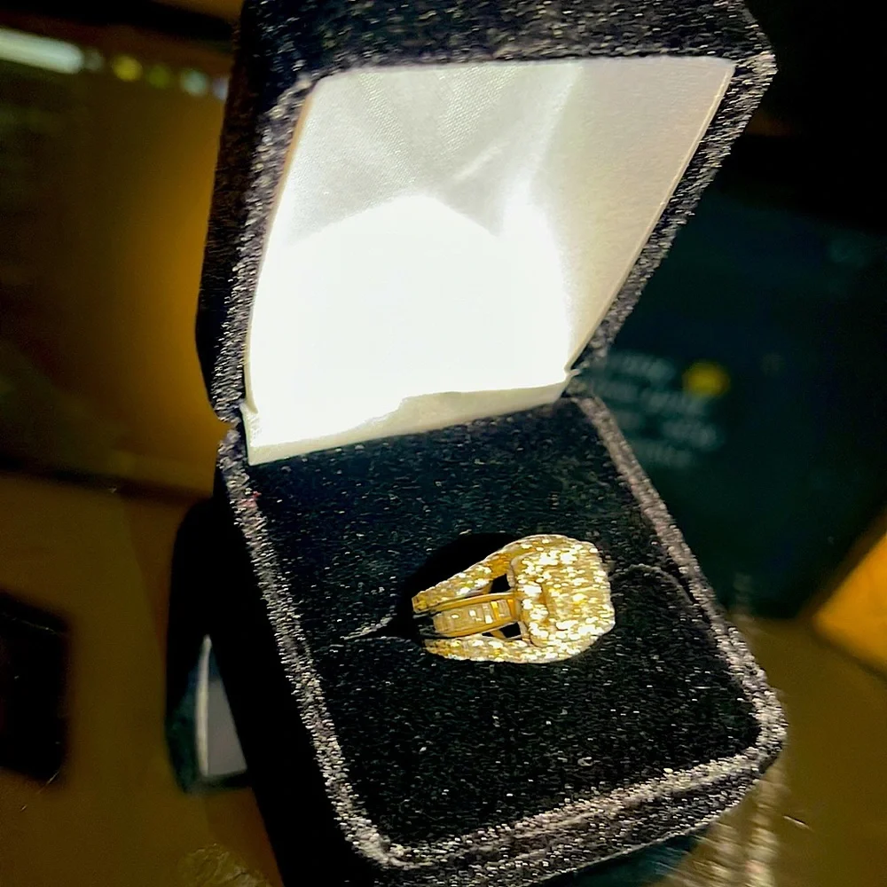 Ring - Picture 3 of 8